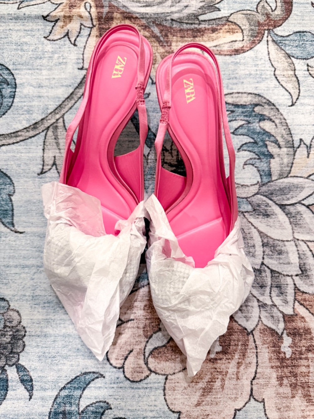 New! Rare Gorgeous Pristine Zara Jeweled bow Zara Pink Satin Slingback heel - Picture 7 of 12